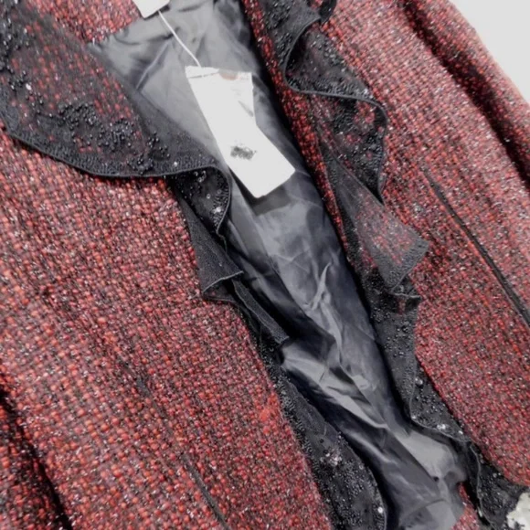 CHICO'S SZ.1  BEADED TWEED BLAZER/JACKET (Gently Used) - Picture 6 of 10